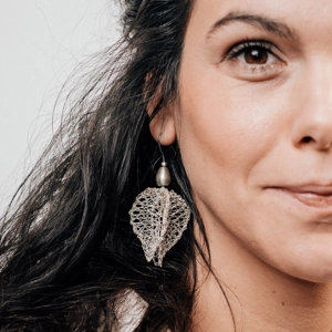 Ezüstvirág fülbevaló