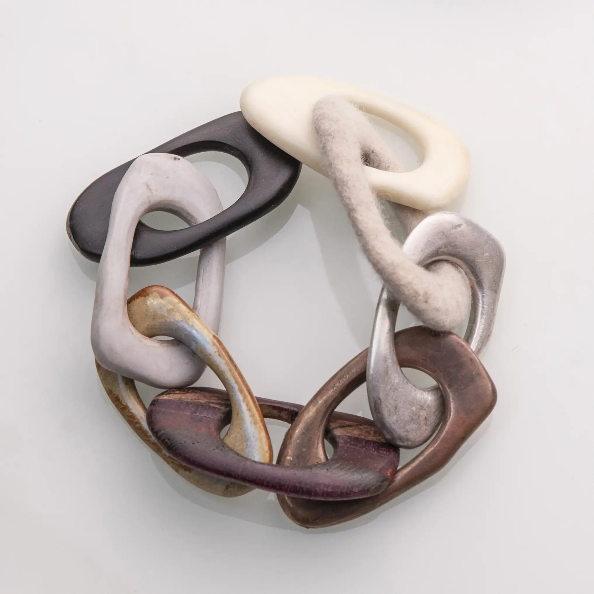 Diverzum jewelleries 2025